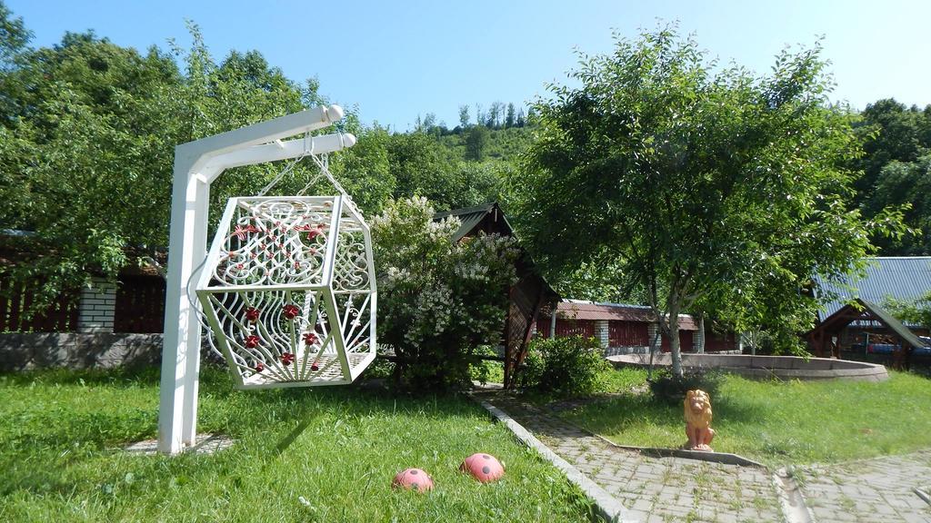Usadba Bigar Villa Volovets Exterior photo